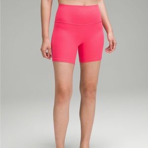 Lululemon High Rise Align Short 6” size 4